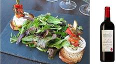 Bjud på gratinerad Chèvre Chaud och en god Merlot