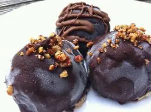 Fira Mello med ost & chokladbollar