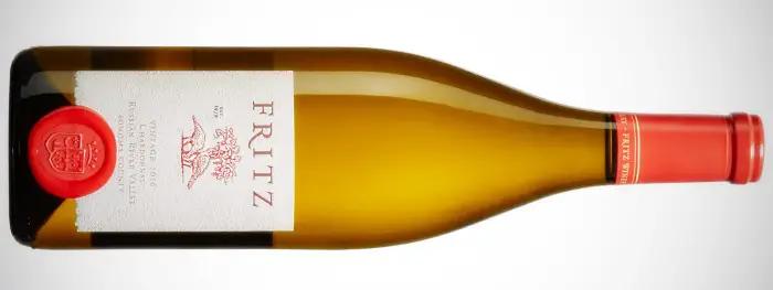 En flaska Fritz Chardonnay 