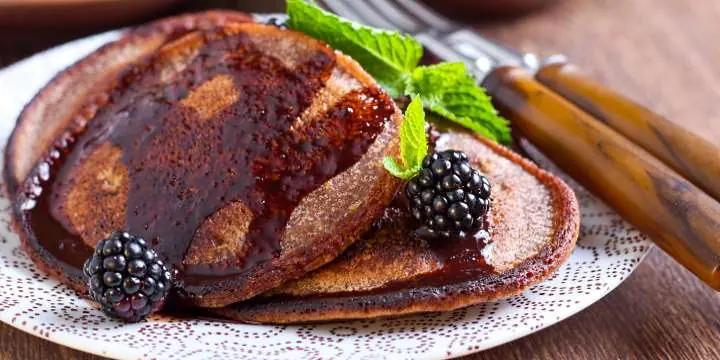 Zebra-vin - pannkakor med choklad och bär
