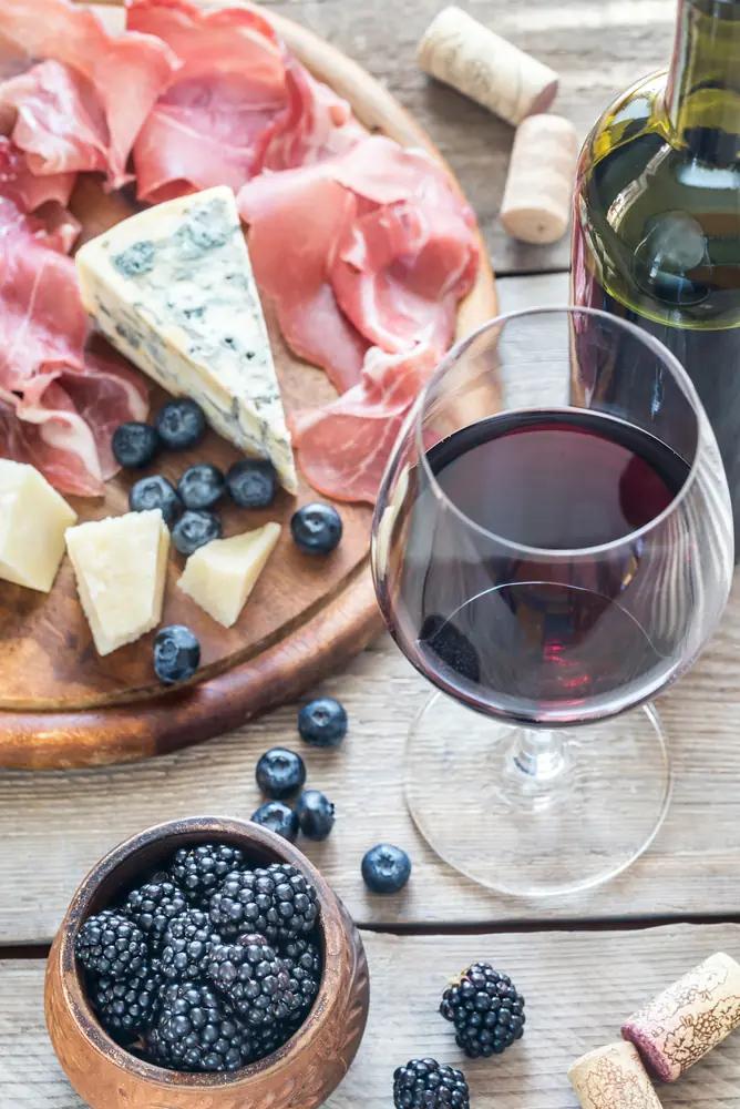Den bästa maten att servera till Pinot Noir-viner