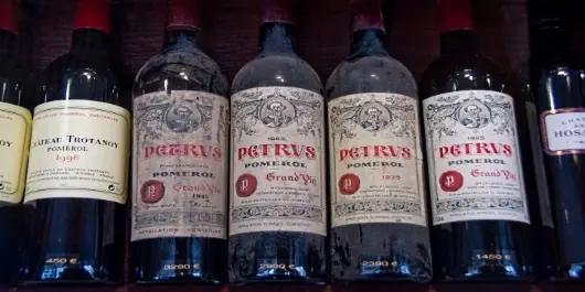 Libournais: Petrus viner