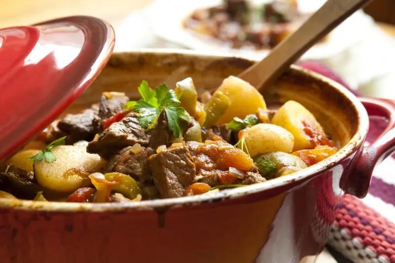 Hemligheten bakom ett perfekt vin till en kalvrätt