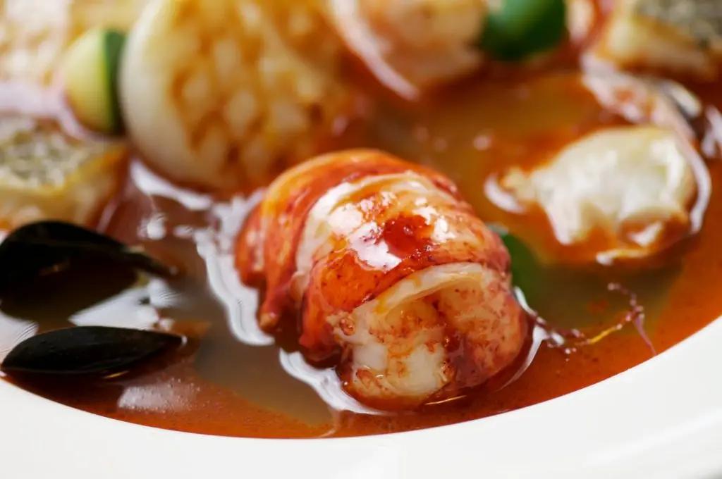 Experten tipsar: Vin till fisksoppa